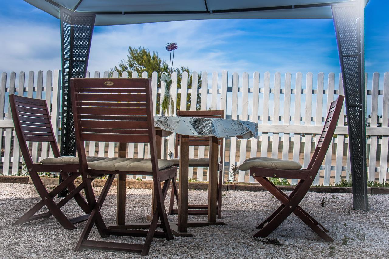 Oliwood Beach Villa Олива Екстериор снимка