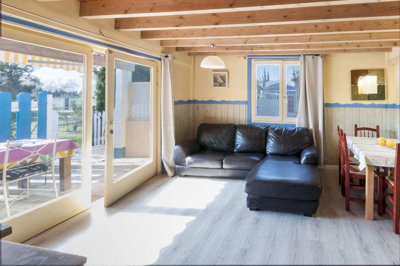 Oliwood Beach Villa Олива Екстериор снимка
