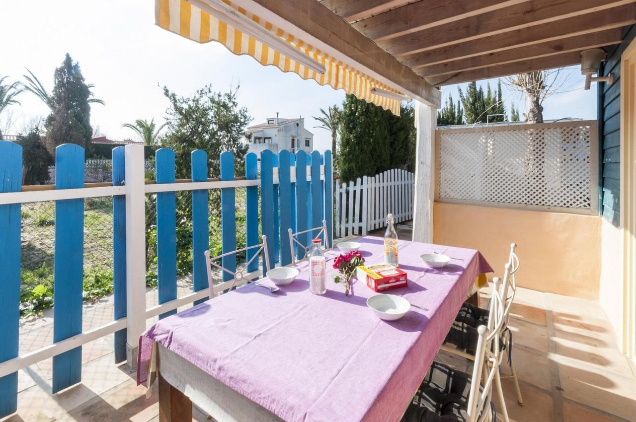 Oliwood Beach Villa Олива Екстериор снимка