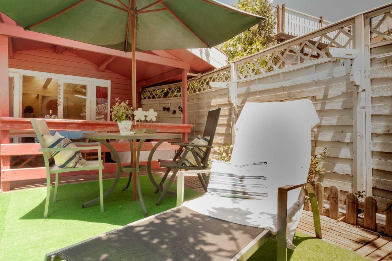 Oliwood Beach Villa Олива Екстериор снимка